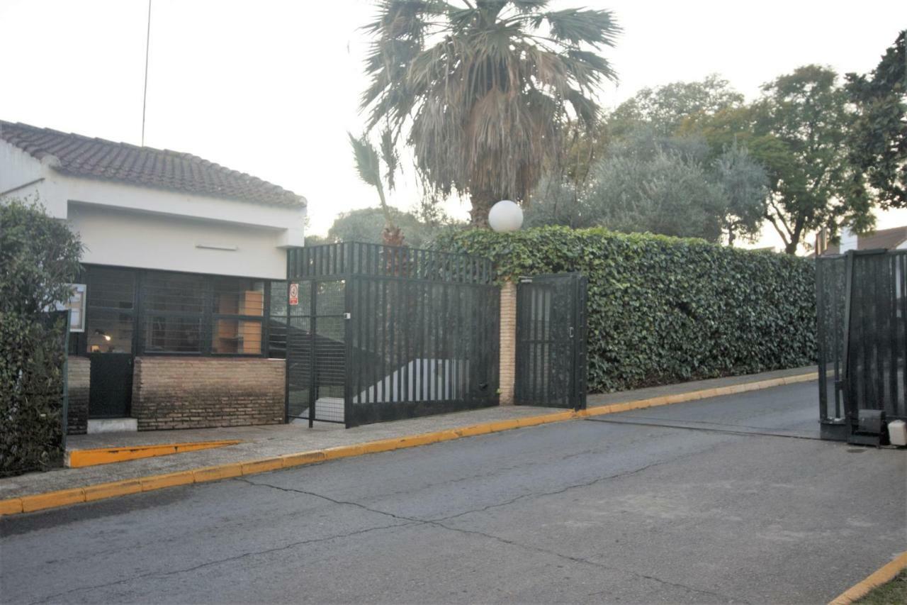 Bonito Apart. Con Parking Y Piscina Mairena del Aljarafe Ngoại thất bức ảnh