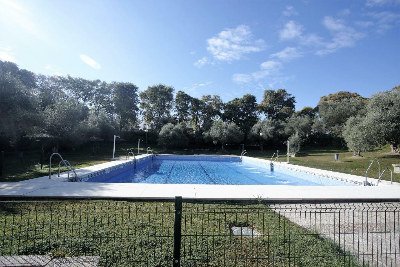 Bonito Apart. Con Parking Y Piscina Mairena del Aljarafe Ngoại thất bức ảnh