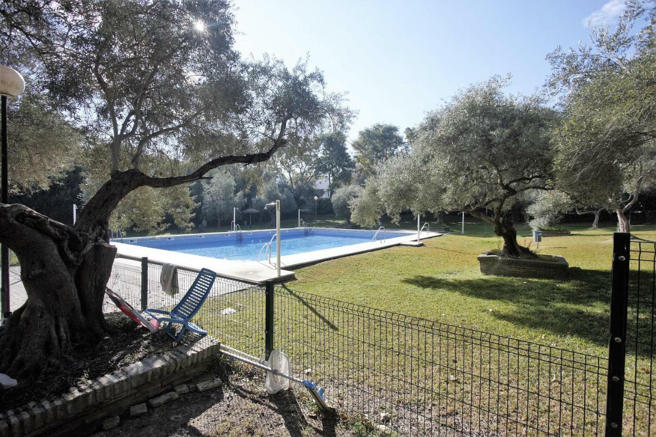 Bonito Apart. Con Parking Y Piscina Mairena del Aljarafe Ngoại thất bức ảnh